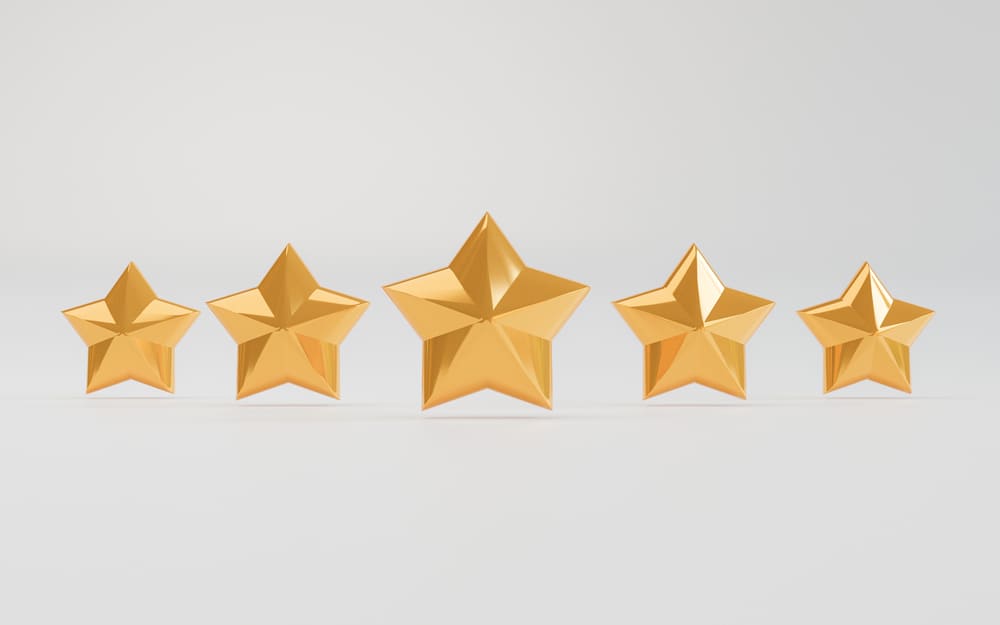 five golden stars client excellent evaluation after use product service concept by 3d render 1 1 Clases de alemán online